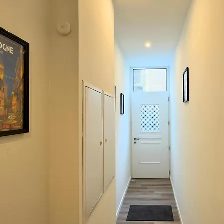 Ro'cam Spot - Hyper Centre, Cour, Parking Apartment *