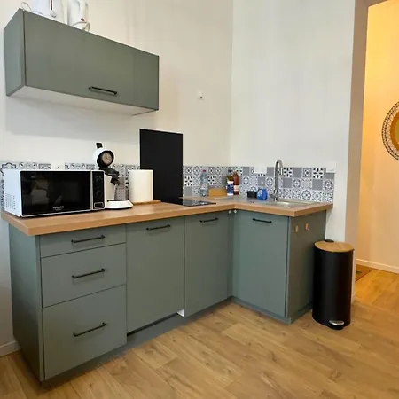 Ro'cam Spot - Hyper Centre, Cour, Parking *