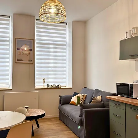 Ro'cam Spot - Hyper Centre, Cour, Parking Apartment *